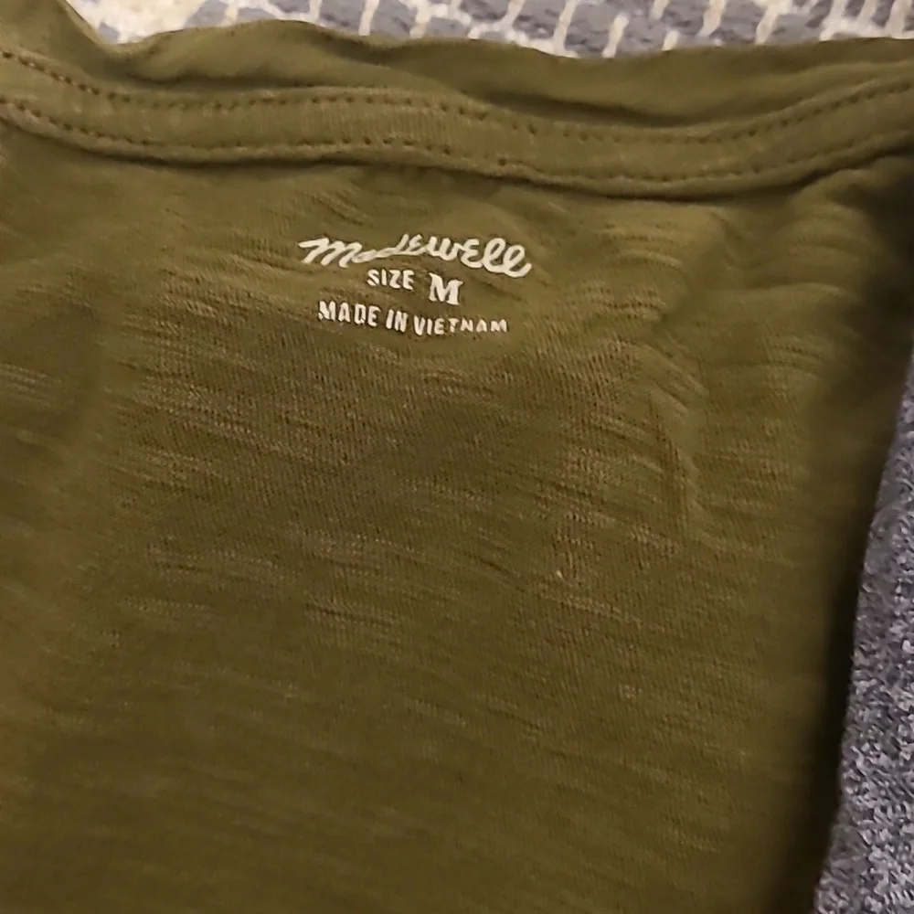 2 Madewell Cotton short sleeve tee shirts - Picture 4 of 7